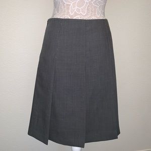 REALITIES Women's Gray Pleated Skirt - Size 6